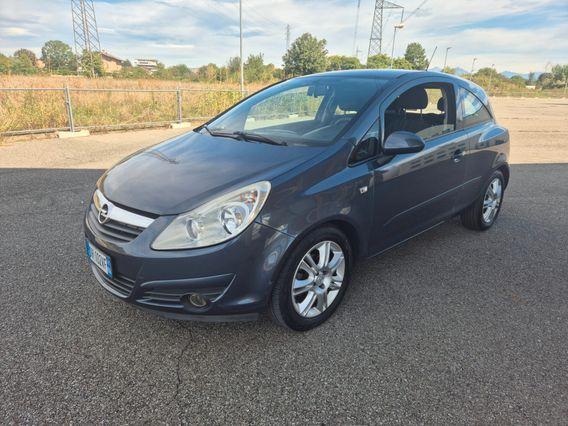 Opel Corsa 1.2 Benzina NEOPATENTATO