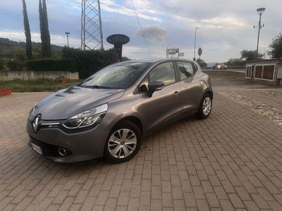 Renault Clio 1.5 diesel 75 cv neopatentati anno 2016