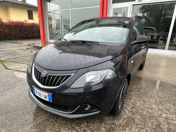 Lancia Ypsilon 1.0 FireFly 5 porte S&S Hybrid Ecochic Gold