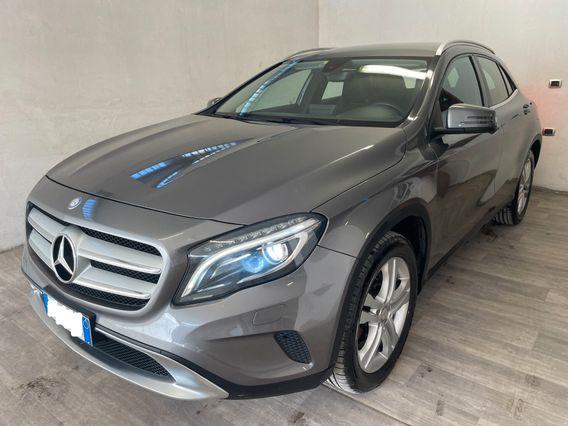 Mercedes-benz GLA 200 136 CV Automatica Premium FULL OPTIONAL