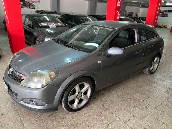 Opel Astra GTC 1.7 CDTI 101CV 3 porte Cosmo