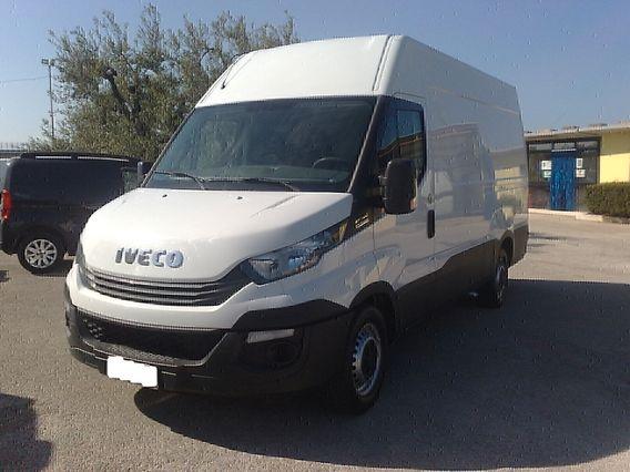 Iveco Daily 35s16 FURGONE DI SERIE CAMBIO AUTOMATICO - 2019