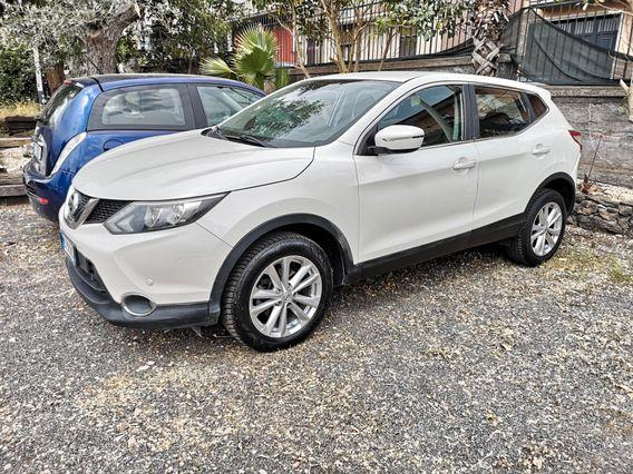 Nissan Qashqai 1.5 dCi DPF Visia