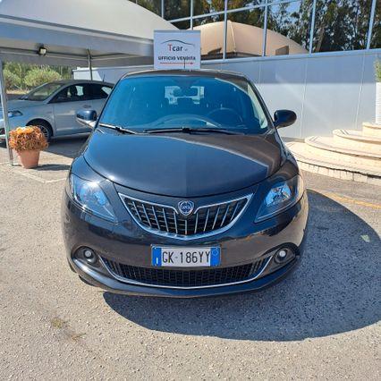 Lancia Ypsilon 1.0 FireFly 5 porte S&S Hybryd Gold