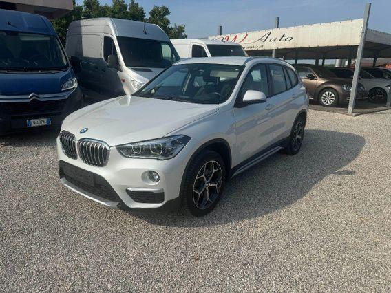 BMW - X1 - xDrive18d xLine