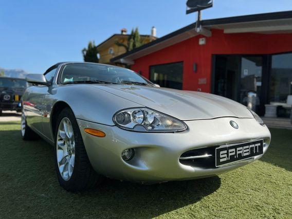 Jaguar XK XK8 4.0 Convertibile/service book