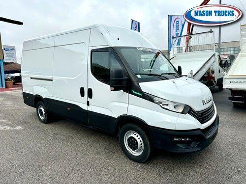 IVECO DAILY 35s140 3.0 Natural Power CNG, 2022, km 8.000