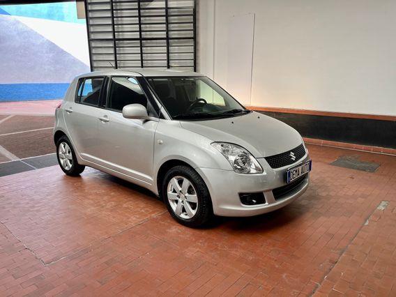 Suzuki Swift 1.3 4x4 5p. GL