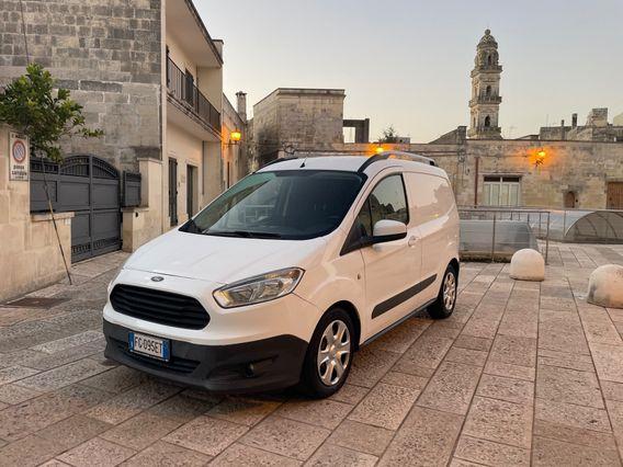 Ford Transit Courier