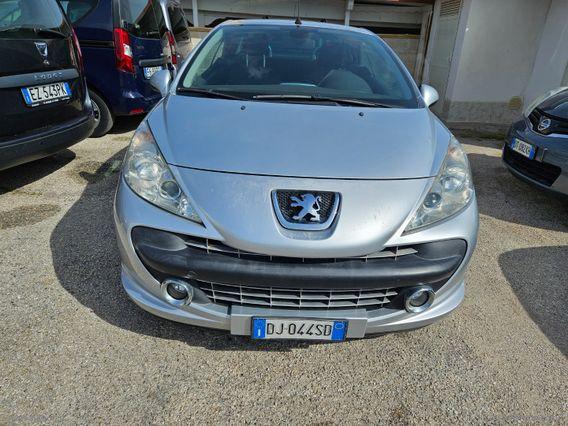 PEUGEOT 207 1.6 HDi 110 CV CC Féline