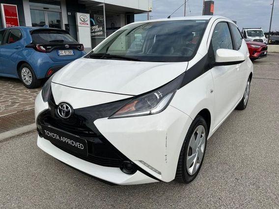 Toyota Aygo Aygo 1.0 VVT-i 69 CV 3 porte x-play