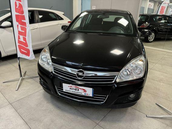 Opel Astra 1.3 CDTI 5 porte Enjoy 90CV