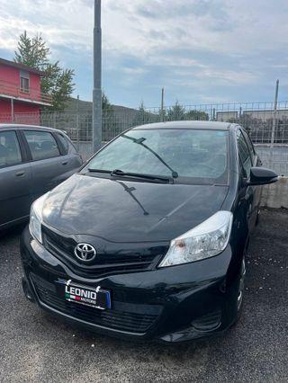 Toyota Yaris 1.0 5 porte