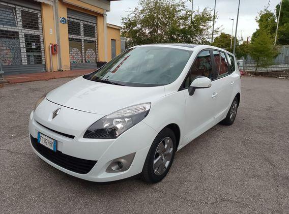 Renault Scenic Scénic X-Mod 1.5 dCi 110CV