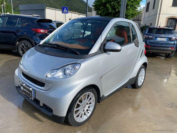 SMART fortwo 800 33kW coupé passion cdi