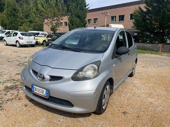 Toyota Aygo 1.0 12V VVT-i 5 porte