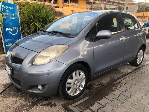 Toyota Yaris 1.3 5 porte Sol