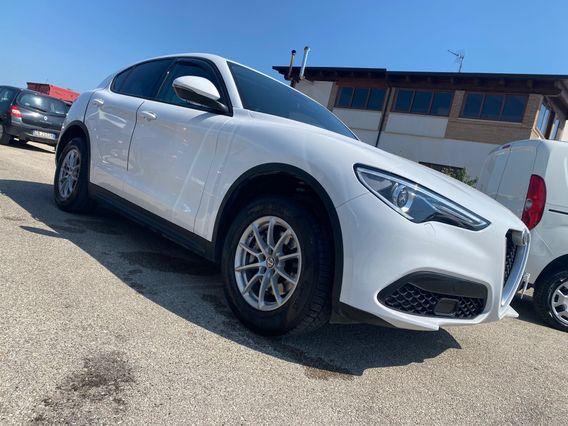 Alfa Romeo Stelvio 2.2 Turbodiesel 190 CV AT8 Q4 Business