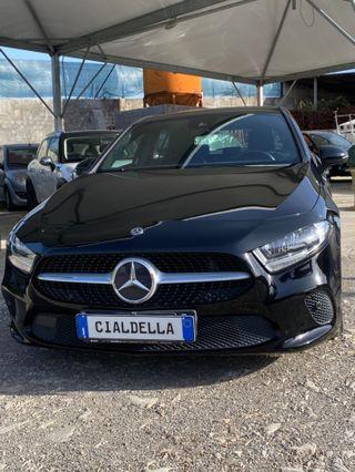 Mercedes-benz A 180 A 180 d Automatic Premium