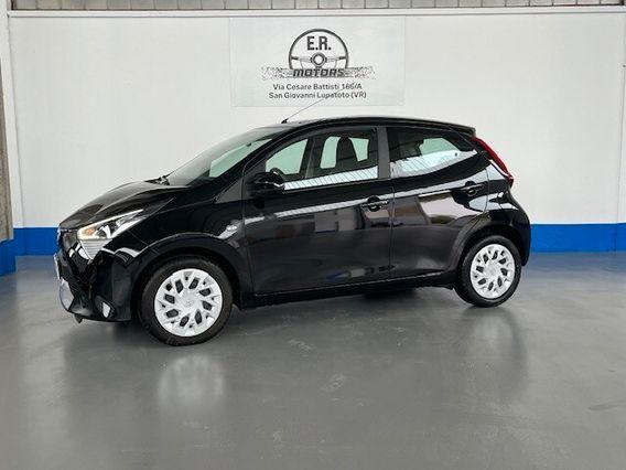 Toyota Aygo 1.0 VVT-i 72 CV 5 porte x-business NEO PATENTATI