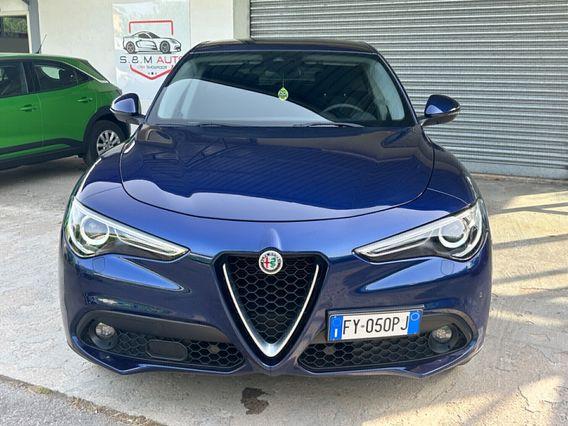 Alfa Romeo Stelvio 2.2 Turbodiesel 160 CV AT8 RWD