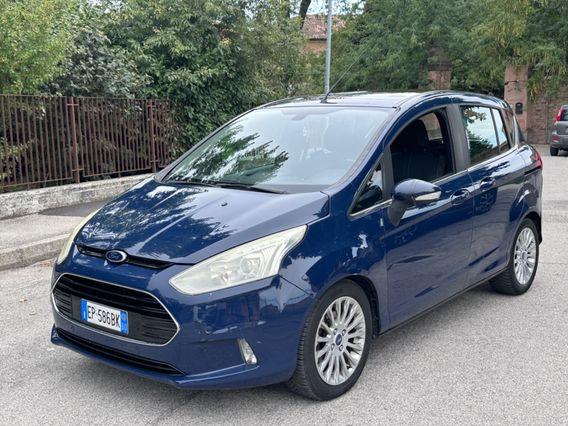 Ford B-Max TITANIUM