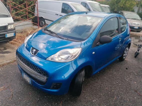 Peugeot 107 1.0 68CV 3p. Plaisir