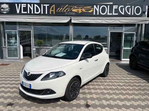 Lancia Ypsilon 1.0 FireFly 5 porte S&S Hybrid Ecochic Gold