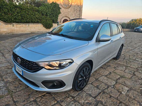 Fiat Tipo 5P SW 1.6 mtj 120cv AUTOMATICA NAVI