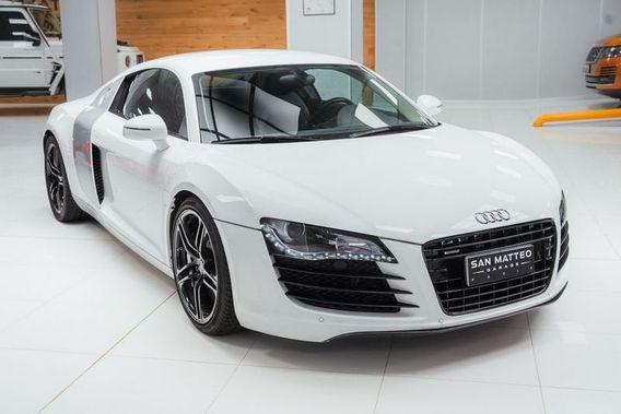 Audi R8 4.2 V8 FSI quattro