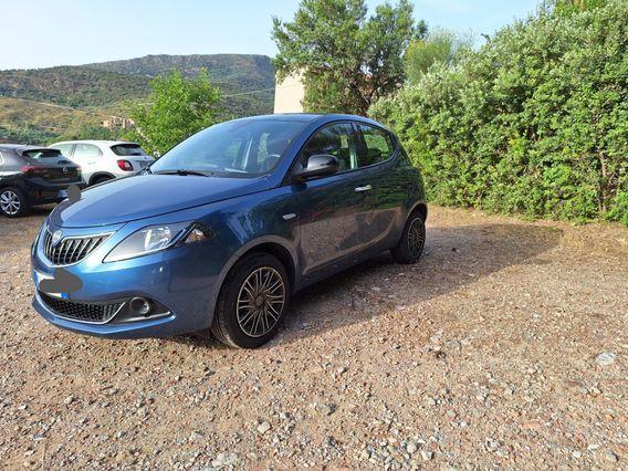 Lancia Ypsilon 1.0 FireFly 5 porte S&S Hybryd Gold