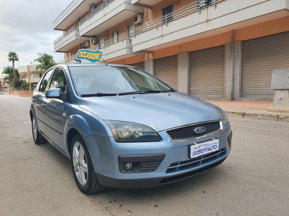 Ford Focus 1.6 TDCi 90CV Adatta a Neopatentati