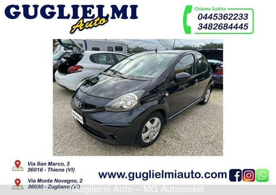 Toyota Aygo Aygo 1.0 12V VVT-i 5 porte Sol OK Neopatentati