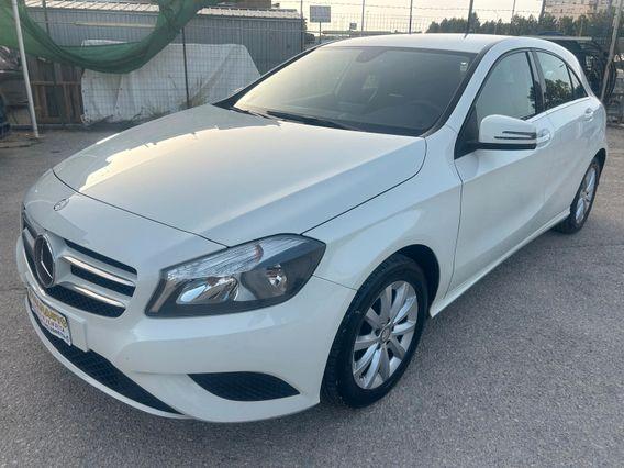 Mercedes A 160 CDI 90cv Sport 2015