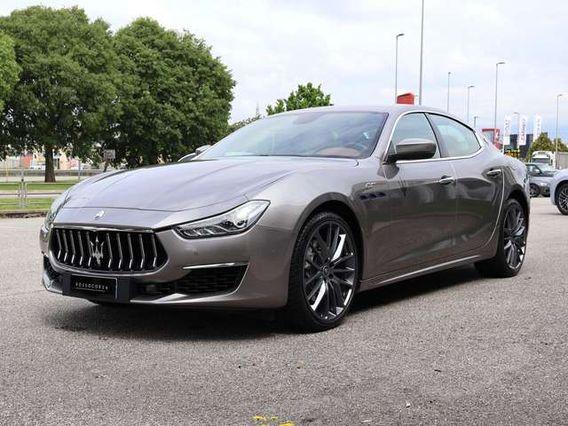 Maserati Ghibli Hybrid 330 CV MY21