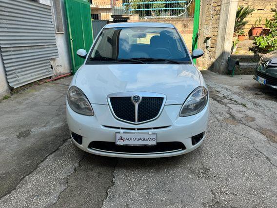 Lancia Ypsilon 1.4 Oro Ecochic GPL