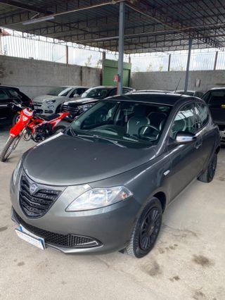 Lancia Ypsilon Twin Air Gas 2015 Pochi Km