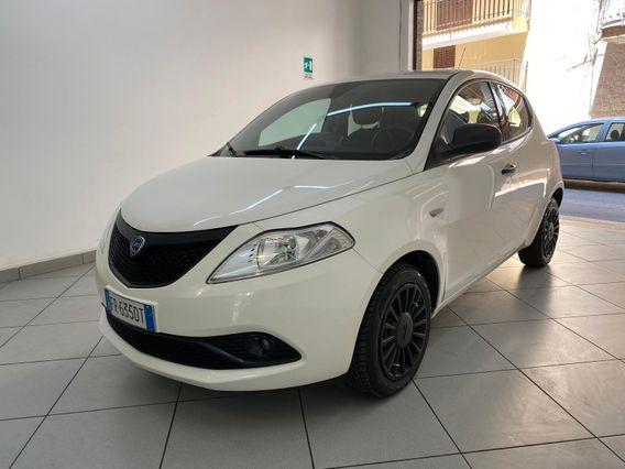 Lancia Ypsilon 1.2 B/Gpl 5 porte 69 CV Ecochic