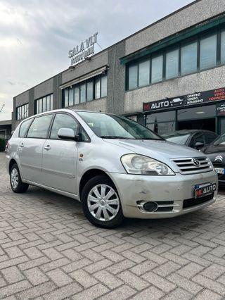 Toyota Avensis Verso 2.0 Tdi D-4D cat