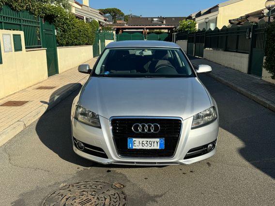 Audi A3 1.6 TDI 105cv Ambition SPORTBACK