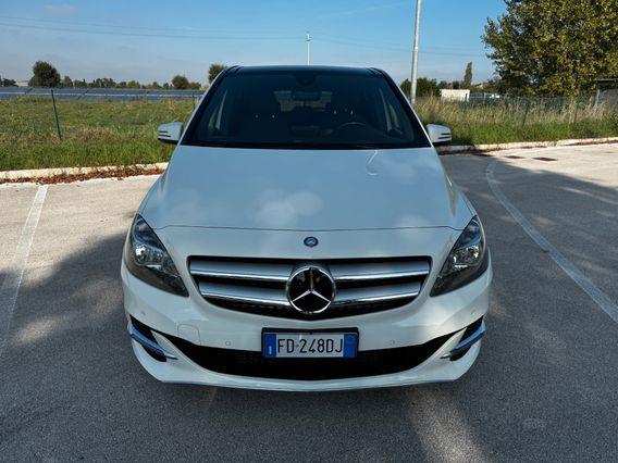 Mercedes-benz B 200 B 200 c Executive