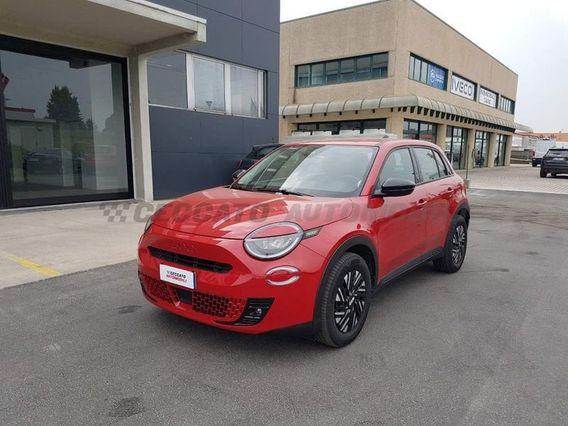 FIAT 600e - RED