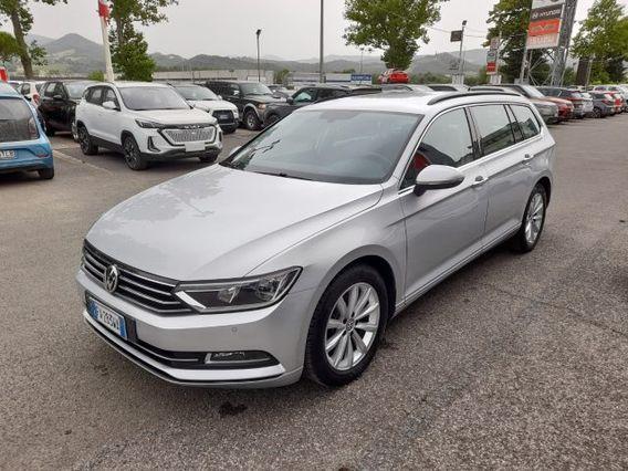 VOLKSWAGEN Passat Variant 1.6 TDI SCR DSG Business BMT