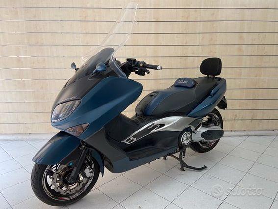 Yamaha t-max