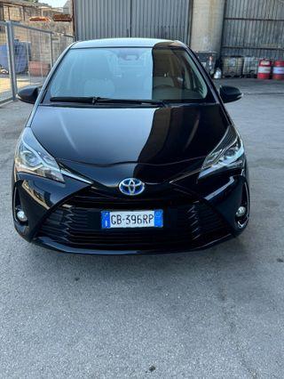 Toyota Yaris 1.5 Hybrid 5 porte Lounge