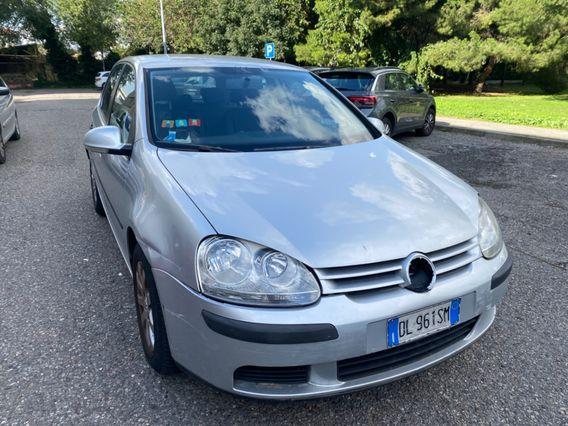 Volkswagen Golf 1.6 5p. Frizione da fare