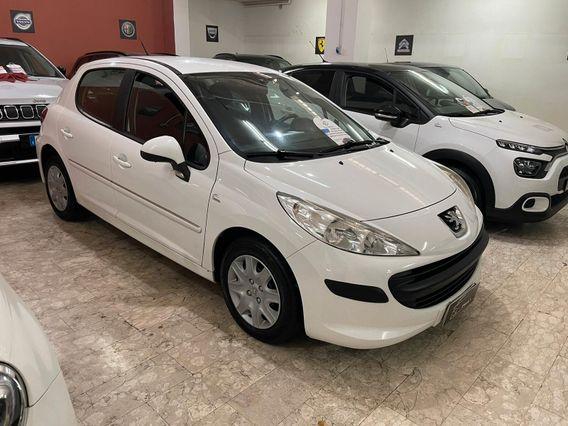 Peugeot 207 1.4 8V 75CV 5p. Active