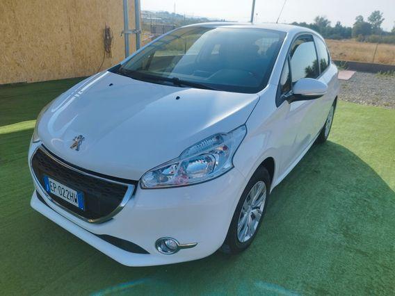 Peugeot 208 1.2 VTi 82 CV 3 porte Access