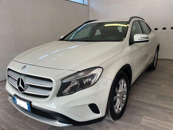 Mercedes-benz GLA 180d 1.5 110 CV d Premium FULL OPTIONAL MANUALE GARANZIA 12 MESI EURO 6