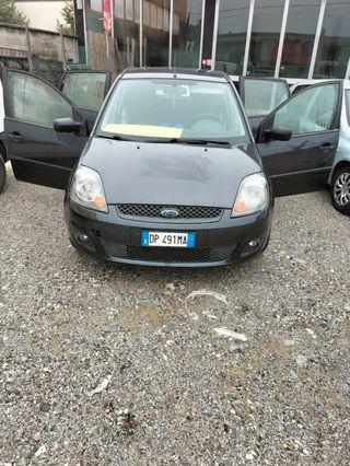 Ford Fiesta 1.4 16V 5p. Ghia